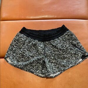 Lululemon Hottie Hot Athletic / Running Shorts